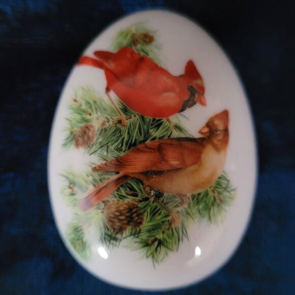 Vintage AVON Four Seasons Porcelain Eggs Birds Spring Summer Autumn Winter 1984 - Picture 9 of 10
